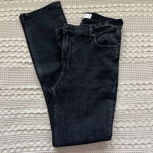 Abercrombie 90’s Slim Straight Ultra High Rise Jean
